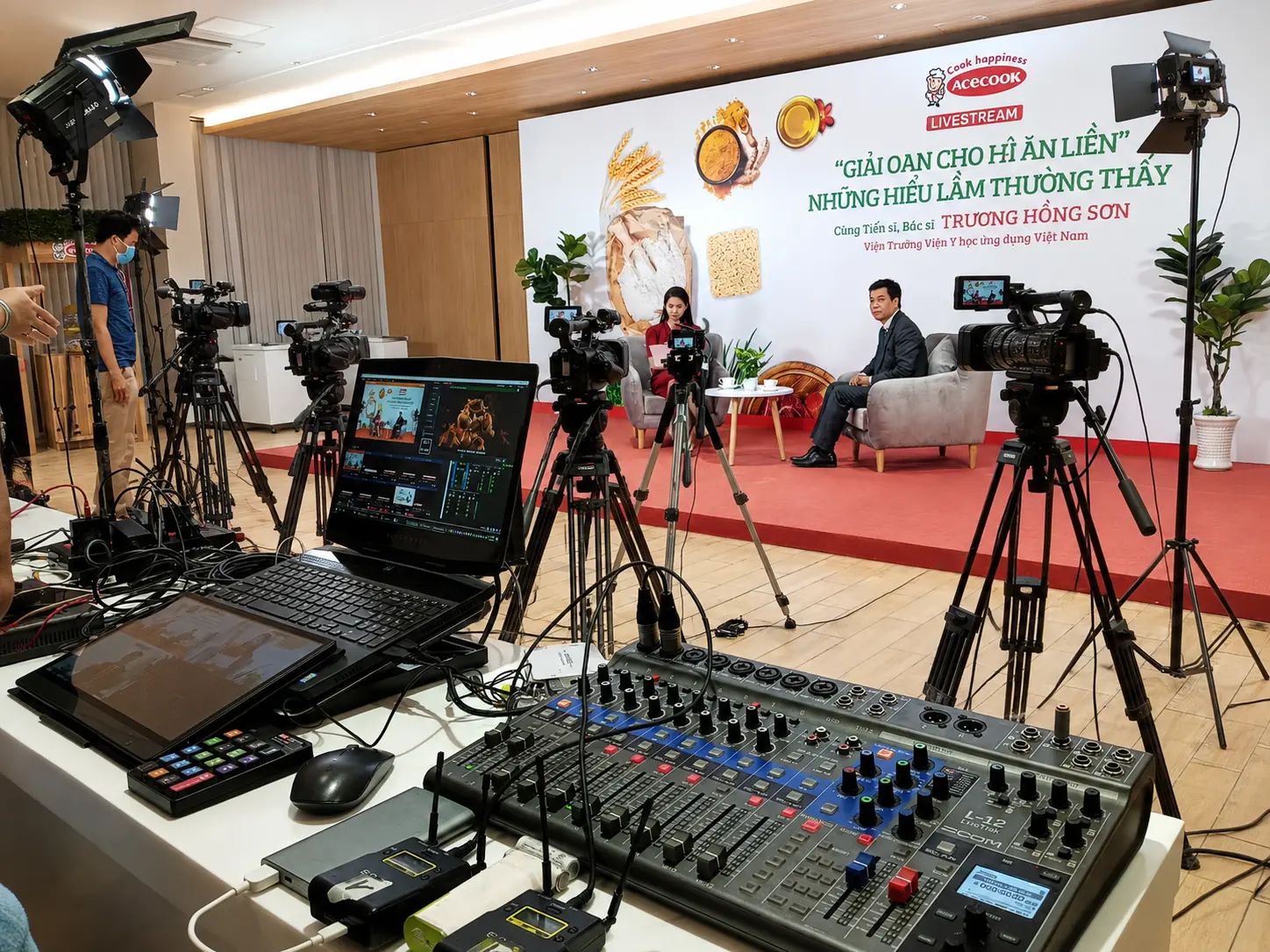 dịch vụ livestream talkshow